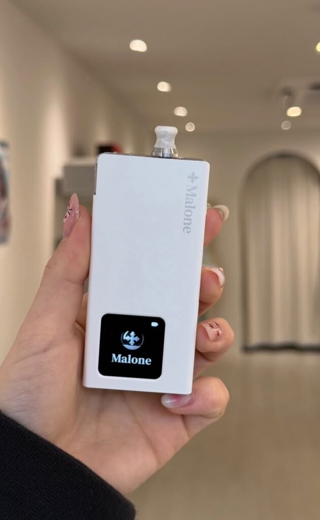 vape shop is, what products UK vape shops offer, how vape shops work, UK vaping regulations, age requirements, and what to consider when choosing a vape shop.
